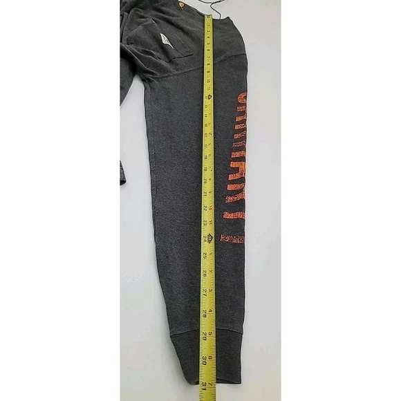 Carhartt Shirt Size M Faded Gray Long Sleeve Hit Graphic Tee Distressed Workwear - Picture 8 of 8